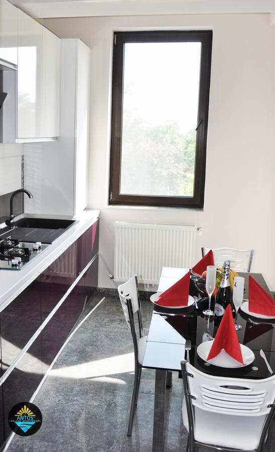 Antos Deluxe Apartment Constanţa Exterior foto